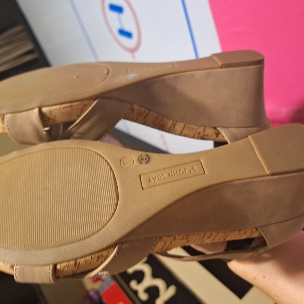 New St John's Bay Wedges Sandals. Size 10 M.